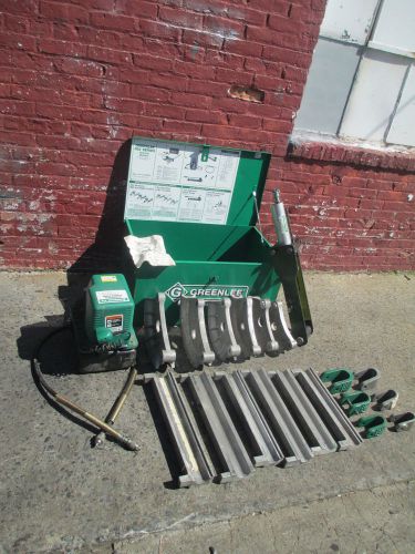 GREENLEE 882CB  BENDER W/ 975 ELEC PUMP  1 1/4 - 2&#034; EMT &amp; RIGID IN BOX  MINT