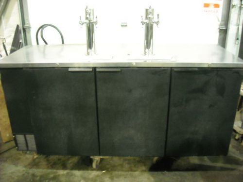 Draft beer dispenser ( beverage air) model dd78 for sale