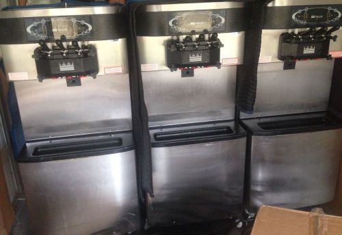 Lot of three taylor c713-27 soft serve ice cream frozen yogurt machines for sale