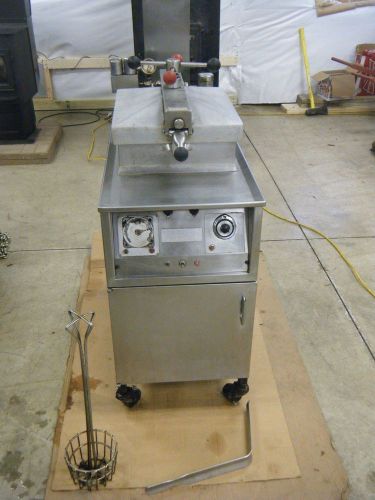 henny penny electric pressure fryer model 500