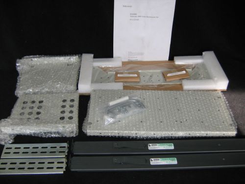 Tektronix RM4000 4000 Series Rackmount Kit