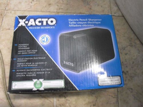 New ! X-Acto Model 1800 Series Desktop Electric Pencil Sharpener EPI1818