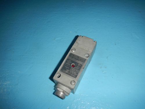 Allen Bradley 802PR-LAAK1 Proximity Switch 132VAC