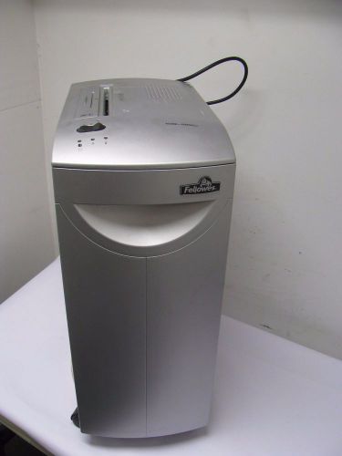 Fellowes SB-95C Confetti-Cut Shredder