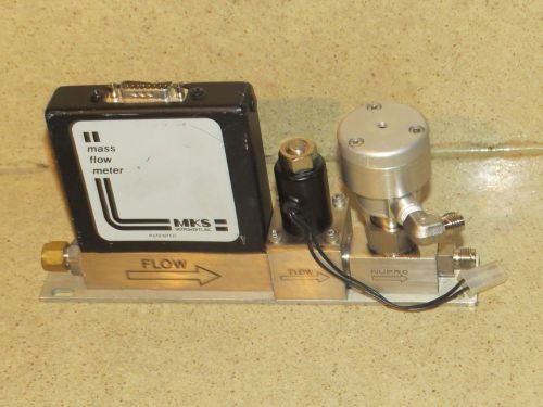 MKS MASS FLOW CONTROLLER TYPE 2258B-00200SV RANGE 200 SCCM N2 (B)