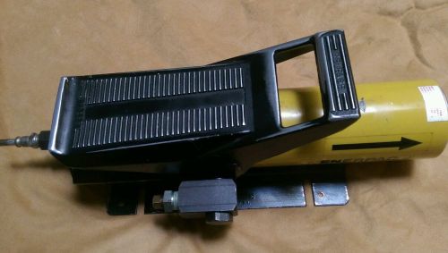 Enerpac EOE 1431 Air Pneumatic Foot Pedal Acutated Hydrollic Pump 3200PSI