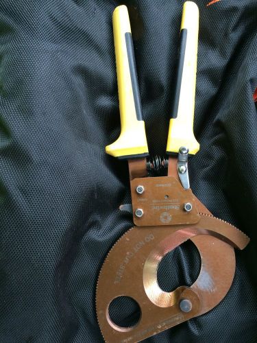 Southwire Ratcheting Cable Cutter CCPR400