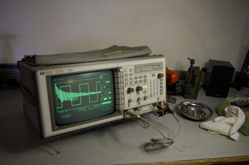 HP Agilent 54520A Digital Oscilloscope 1 GSa/s 500 MHz 10441A probe FFT DSO NICE