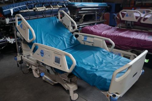 Totalcare p1900 hospital bed with air mattress system refurbished for sale