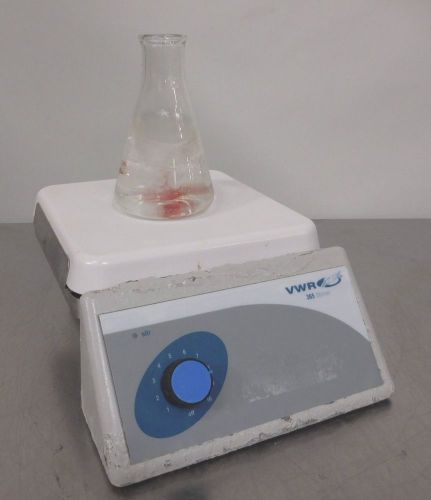 R122541 VWR 365 Laboratory Stirrer 7 1/2 x 7 1/2 Surface