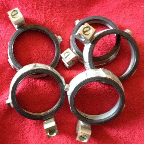 (Lot of 5) O-Z GEDNEY IBC-250L-20AC 2 1/2&#034; INSULATING GROUNDING BUSHING THREADED