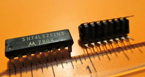 Multiplexer,Bipolar,Motorola,SN74LS251NS,8 To 1 Data Selector W/3-St output,5 PC