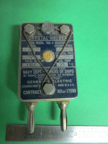 VINTAGE WWII QUARTZ CRYSTAL GENERAL ELECTRIC V-CUT 15.110 KC FREQUENCY STANDARD