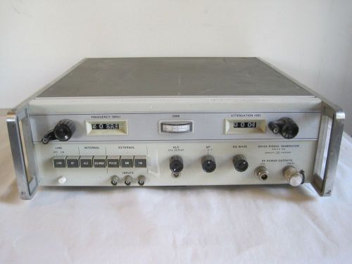 HP 8614A Signal Generator Hewlett Packard Rackmount Pro Analog .8 to 2.4GHz