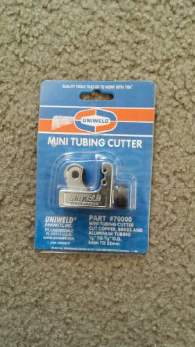 7/8&#034; O.D. Mini Tube Cutter