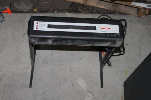 Boston Paper Shredder Model 1690 115V