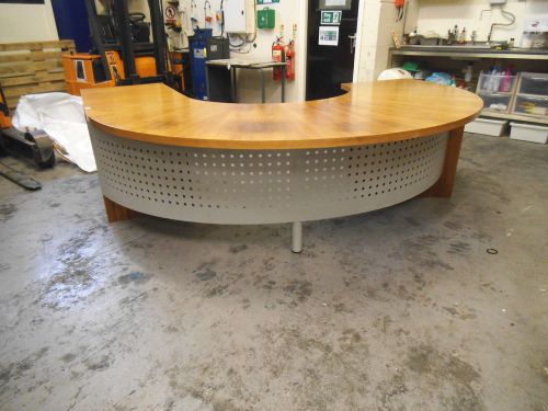 Reception Desk /Retro Curved Reception Desk/Bespoke Office Reception Desk