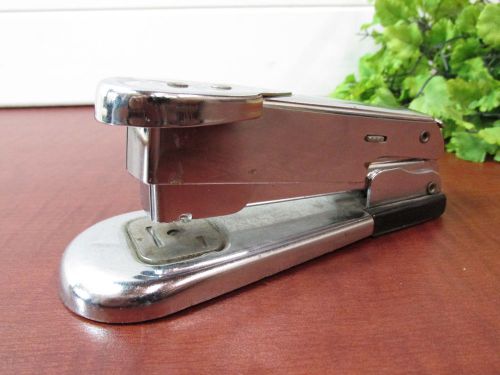 Vintage Arrow # 105 Desktop Chrome Stapler