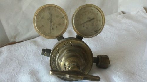 Vintage gas regulator uniweld