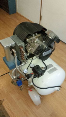 Silentaire da3 air compressor for sale