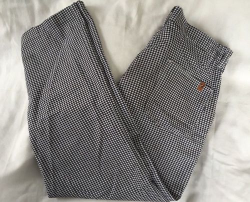 32x30 Pants by Chef Designs (65%/35% Poly Cotton) classic houndtooth EUC!