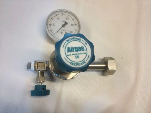 Airgas  Regulator Model Y11-C520C Stainless