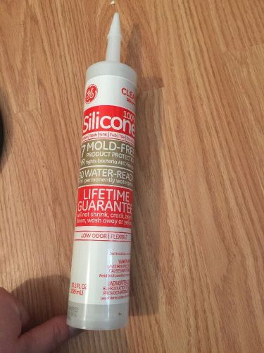 GE Waterproof Silicone II Clear Kitchen Bath Plumbing Caulk (GE5040) - 10.1 oz