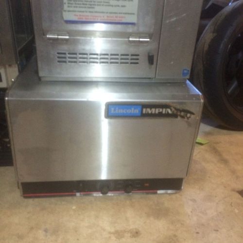 LINCOLN IMPINGER MODEL #1301 COUNTERTOP PIZZA OVEN