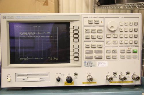 HP Agilent 4396B 1.8GHz Network/Spectrum/Impedance Analyzer with option 010