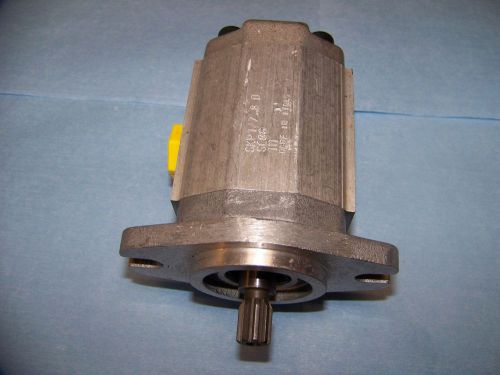 Sauer Danfoss Hydraulic  Pump New !!