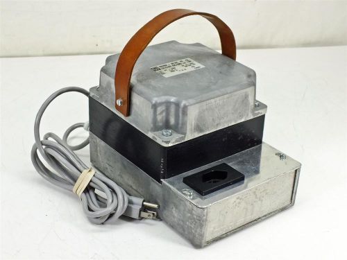 Wagner &amp; Grimm AG Step Up Transformer 110v to 230V 7 Amps 1 Phase CH-6102 Malter