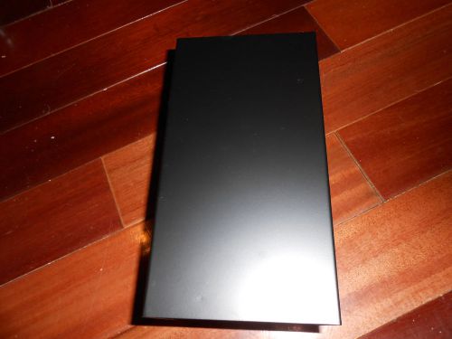 ALABAMA CASE CA-100D METAL ENCLOSURE / SILVER BODY - BLACK COVER
