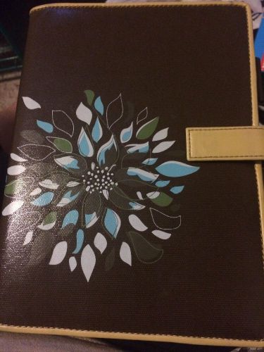 Franklin Covey 365 9x7 Planner No Rings W/ Flower On The Cover