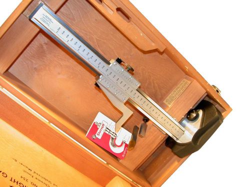 Starrett 0-12&#034; .001&#034; 300mm master vernier height stand no. 254emz-12 w/case for sale