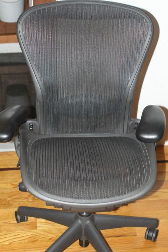 New Herman Miller Aeron Office Desk Chair Medium Size B fully adjustable lumbar