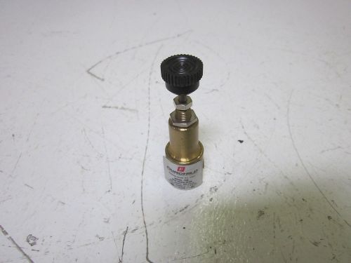 FAIRCHILD 70B MINI REGULATOR 250 PSIG *USED*