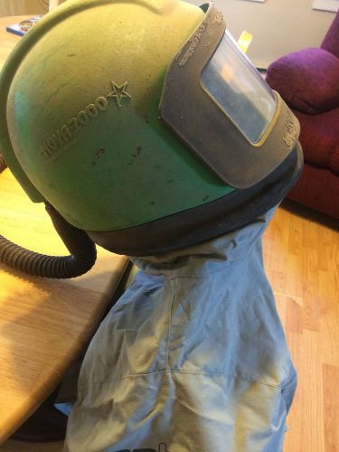 Sandblast hood nova 2000 with air conditioner sand blast cape for sale