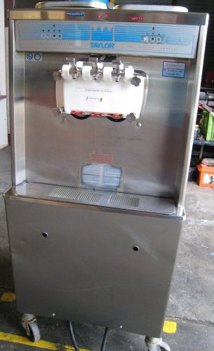 Taylor Soft Serve Ice Cream Machine 754-33