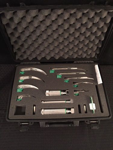 WELCH ALLYN Comprehensive Laryngoscope Kit REF MIL5062 In Case See Description