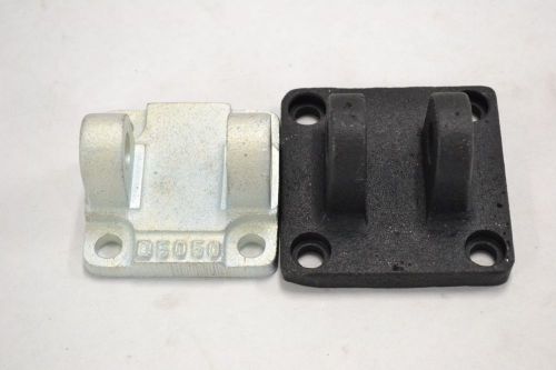 Lot 2 smc assorted actuator cylinder mounting bracket d5050 bmp2-25 b307741 for sale