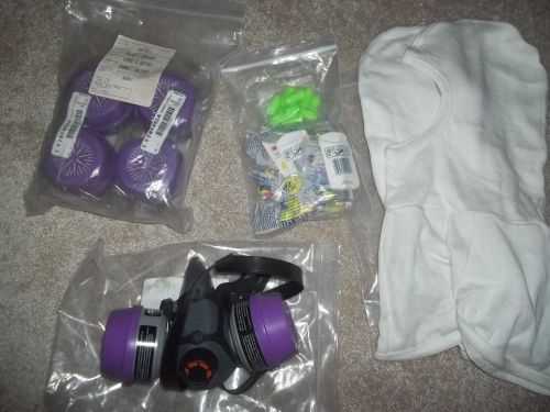 Honeywell North 5500 Series  Respirator w/2 refills  and extras