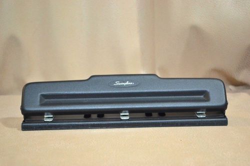 Swigline desktop 3 hole punch model black