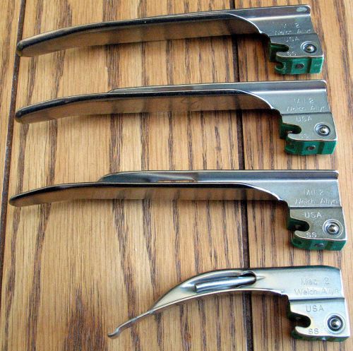 Lot of 4 FIBEROPTIC LARYNGOSCOPE BLADES 3 X #2 Miller and 1 X #2 Mac