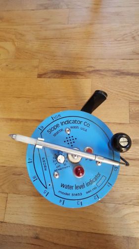 Slope Indicator Co - Water Level Indicator Model 51453 with probe great shape