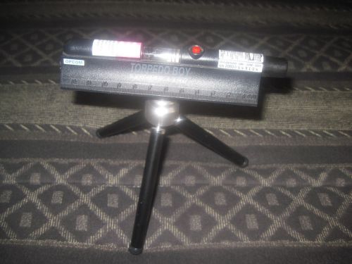 OPCOM TORPEDO BOY TOOL LAZER W/TRIPOD-GENTLY USED-MAX. OUTPUT 5mw-630-680nm-Nice