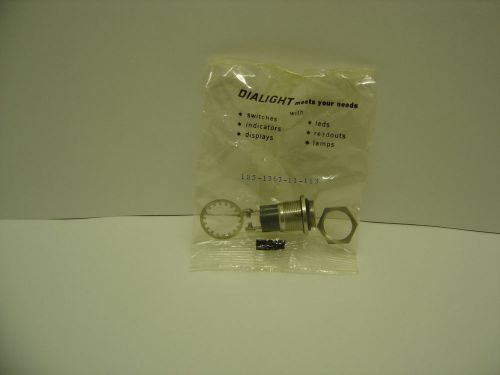 DIALIGHT 125-1363-11-113 LAMP HOLDER 125 SER MINIATURE OIL TIGHT PANEL MOUNT NIB