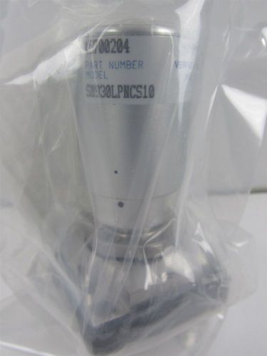 New! Parker Veriflo 45700204 Surface Mount IGS Valve SM930LPNCS10 Factory Sealed