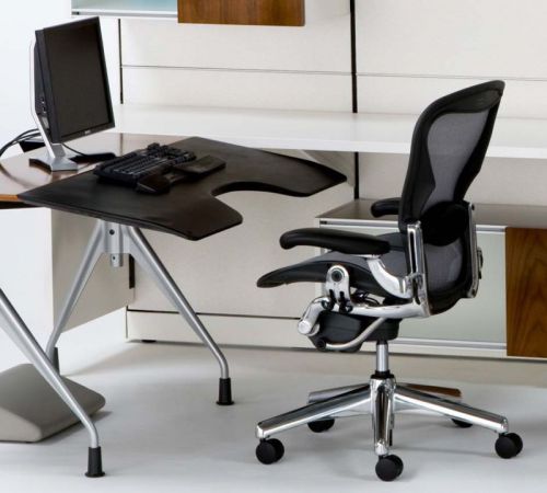 Herman Miller Polished Aluminum Chrome Base Aeron Chair Leather Small Size A NEW