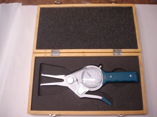 Electronic Caliper Gauge