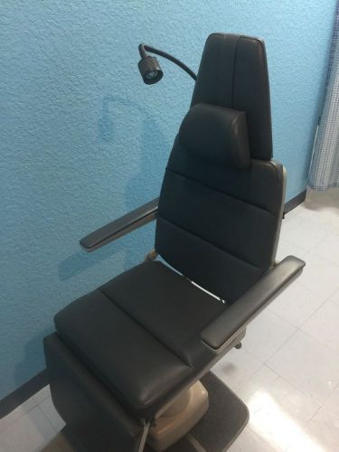 Midmark 418 Exam Chair